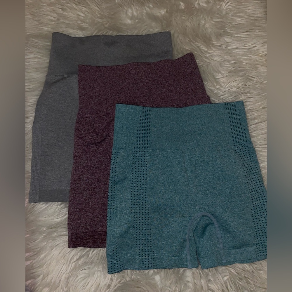 Set of Three High-Waisted Shorts in Gray, Burgundy, and Teal